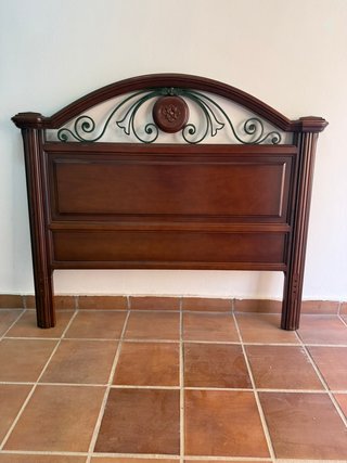 Cabecero madera y forja