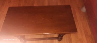 Mesa centro madera maciza con ruedas