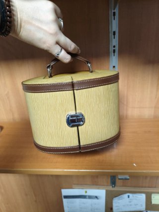 Joyero vintage con compartimentos