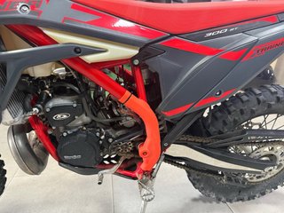 BETA X-TRAINER 300 2T MY25