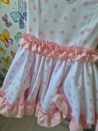 Traje de flamenca rosa y blanco