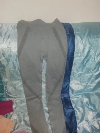 Conjunto de leggings e blusa para nena de nueve añ