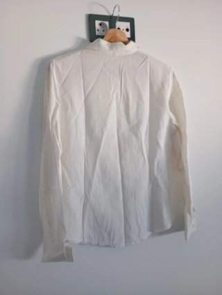 Camisa blanca elegante