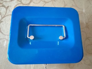 Caja Metálica Azul con Asa y llave