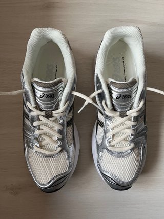 ASICS gel-kayano 14 Silver