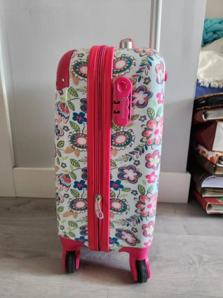 Maleta de cabina con estampado floral