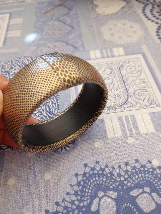 Pulsera animal print dorada