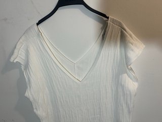 Conjunto Zara Camiseta L Pantalón XL Blanco