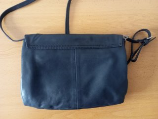 Bolso de piel Yanko negro