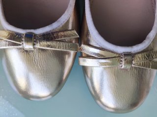 Manoletinas Zara doradas talla 38
