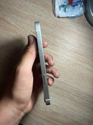 iPhone 13 Bianco da riparare negoziabile