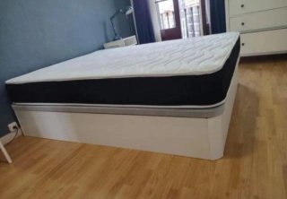 Divano pieghevole con materassi in memory foam