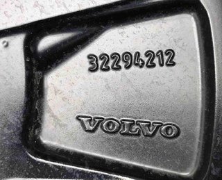Llanta volvo 3003855 32294212 c40 (539) recharge