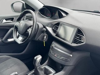 Peugeot 308 1.2 110CV