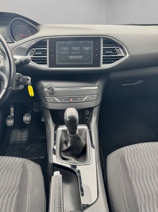 Peugeot 308 1.2 110CV
