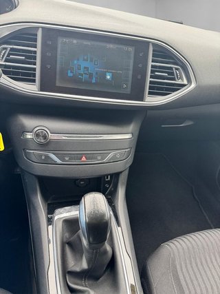 Peugeot 308 1.2 110CV
