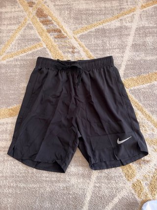 Conjunto Nike Running Camiseta y Pantalón Corto