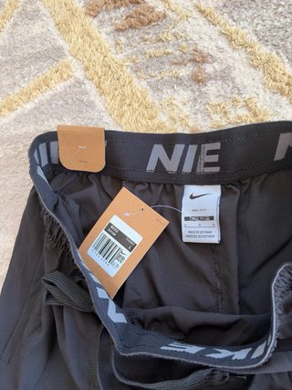 Conjunto Nike Running Camiseta y Pantalón Corto