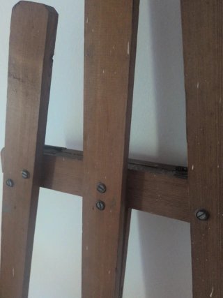 Caballete de madera para pintar