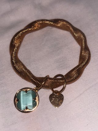 Bracciale Gisel con ciondoli cuore e pietra