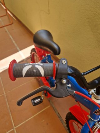 Bicicleta Infantil Spiderman 14 Azul y Roja