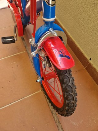 Bicicleta Infantil Spiderman 14 Azul y Roja