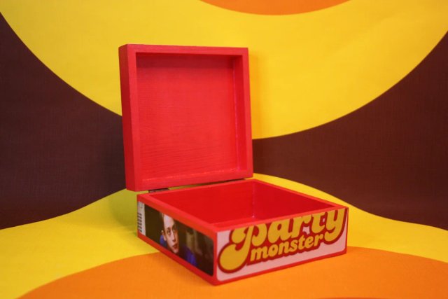 Box | Party Monster