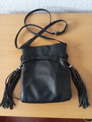 Bolso Adolfo Dominguez Piel Negro Flecos