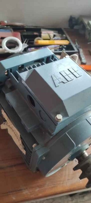 MOTOR NUEVO DE 3 CABALLOS