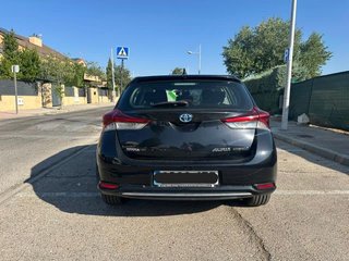 Toyota Auris 1.8 140H Active 5p