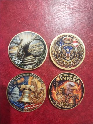 4 Monedas Preciosas Conmemorativas.