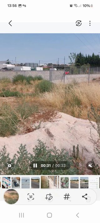 Se vende parcela  de 608m2 ,vallada, la Ñora