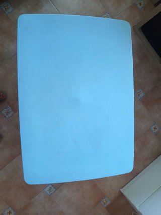 Mesa infantil azul IKEA