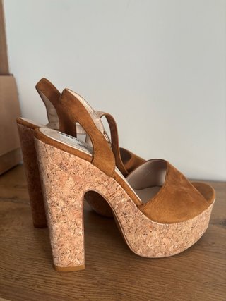 Sandalias de tacón marrón Talla 39