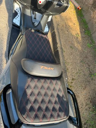 Yamaha Tmax Maxi Scooter Gris nardo