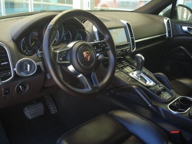 Porsche Cayenne 2015, foto 13