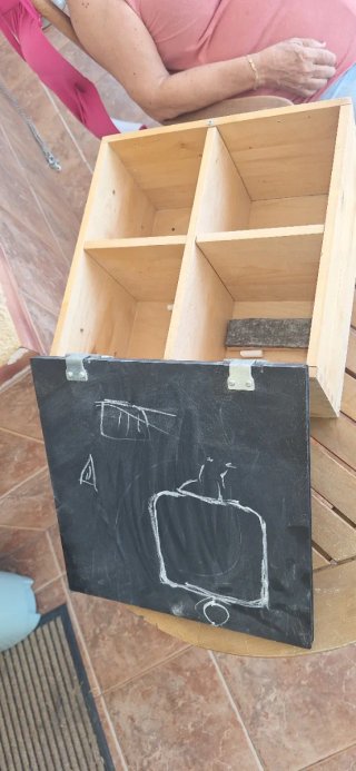 Armario pizarra madera