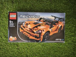 OFFERTA!! Lego Technic Chevrolet Corvette ZR1 42093