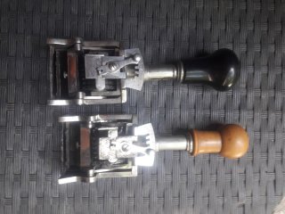 2x El Casco Tampon Numerador Antiguo