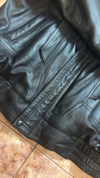 Chaqueta Bomber Cuero Vintage Negra