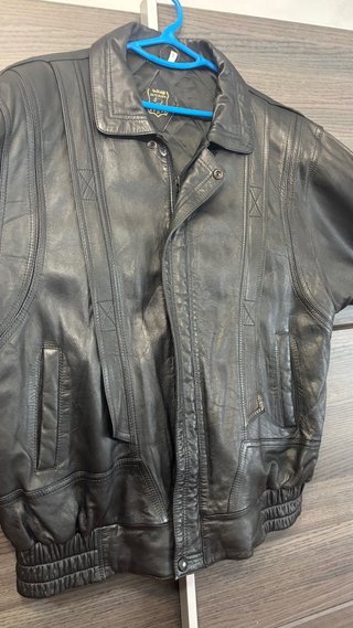 Chaqueta Bomber Cuero Vintage Negra