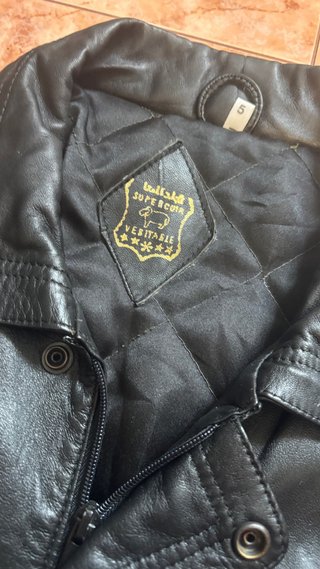 Chaqueta Bomber Cuero Vintage Negra
