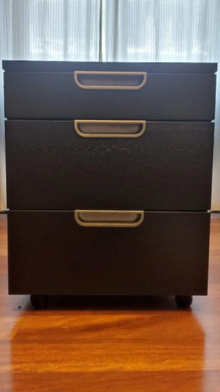 Cajonera Ikea GALANT Negra con Ruedas