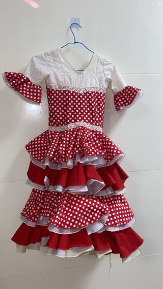 Traje de flamenca para niña 3-4 años