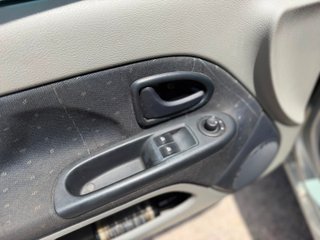 Renault Clio 2003