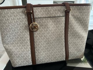 Bolso Michael Kors Beige y Marrón