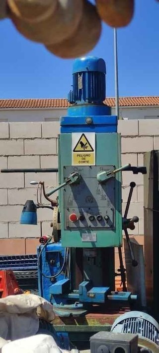 TALADRO GRANDE DE CADENA