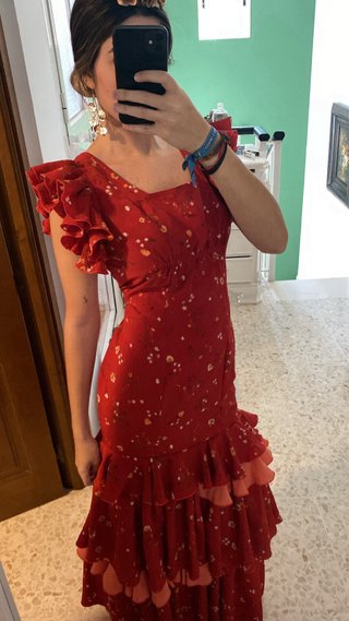 Traje de flamenca rojo con volantes TALLA M