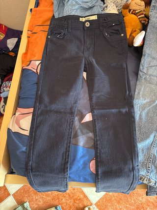Pantalones vaqueros niño T. 9-10