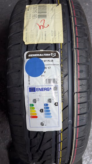 Neumáticos General 235/55 R17 99V son nuevas
